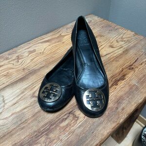 Tory Burch black with gold Reva flat